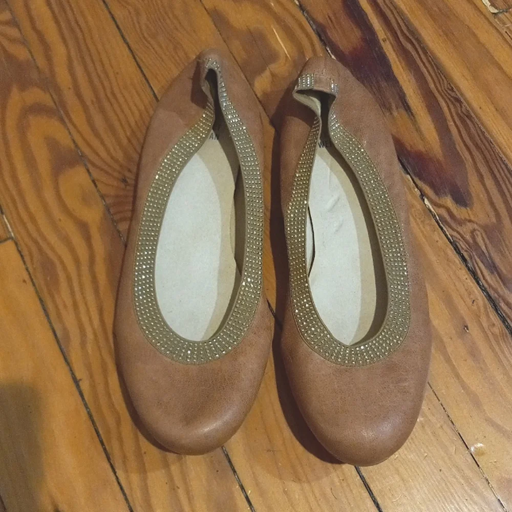 Stuart Weitzman flats